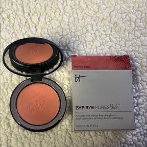IT Cosmetics Bye Bye Pores Blush - Naturally Pretty